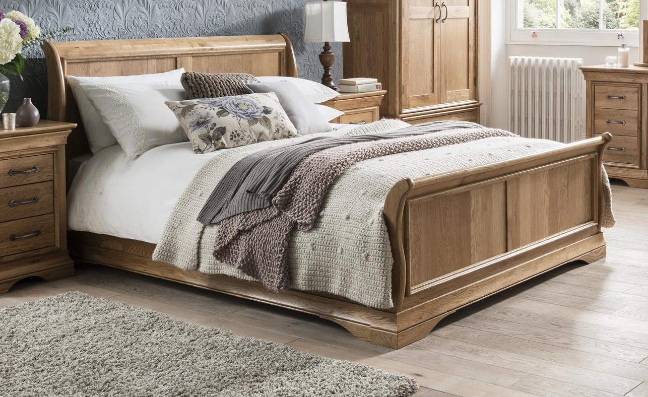 Solid Oak Sleigh Bed - 4'6" Double