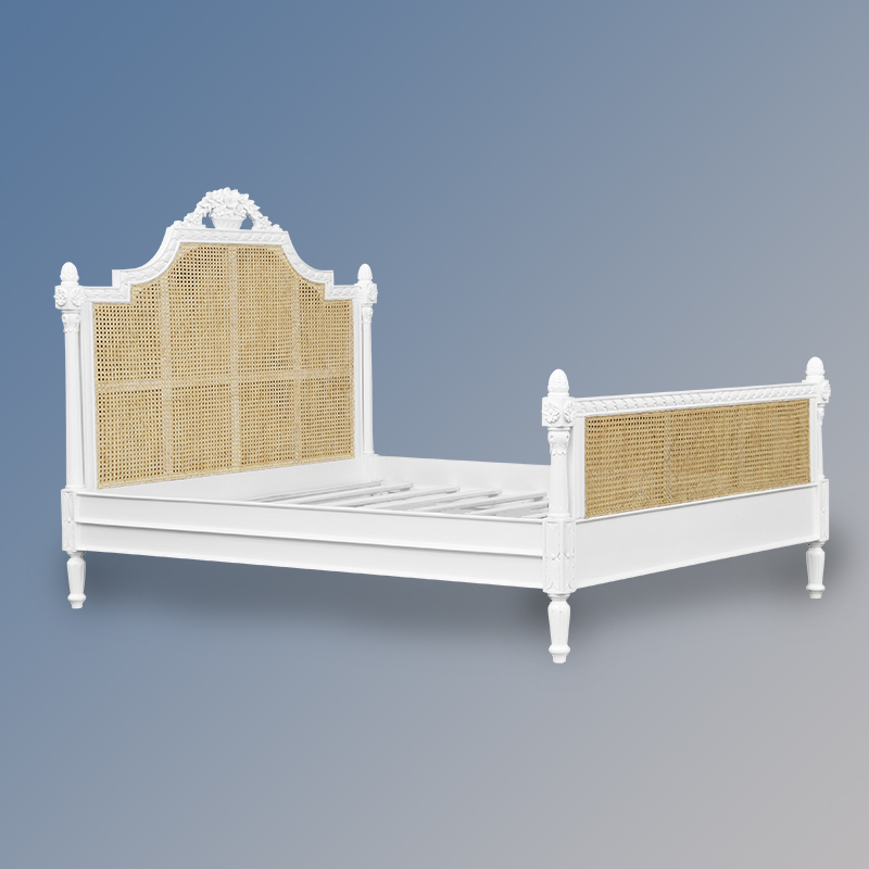Louis XV Longchamp Sleigh Bed in French White and Natural Rattan - Image 2