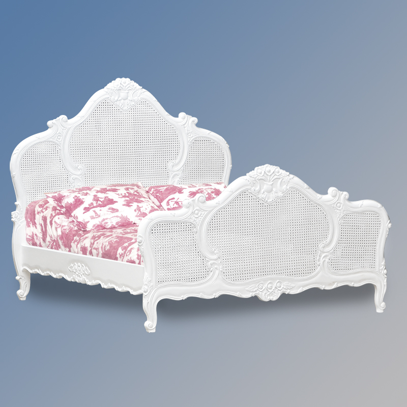 Louis XV Gabrielle Rattan Sleigh Bed in French White