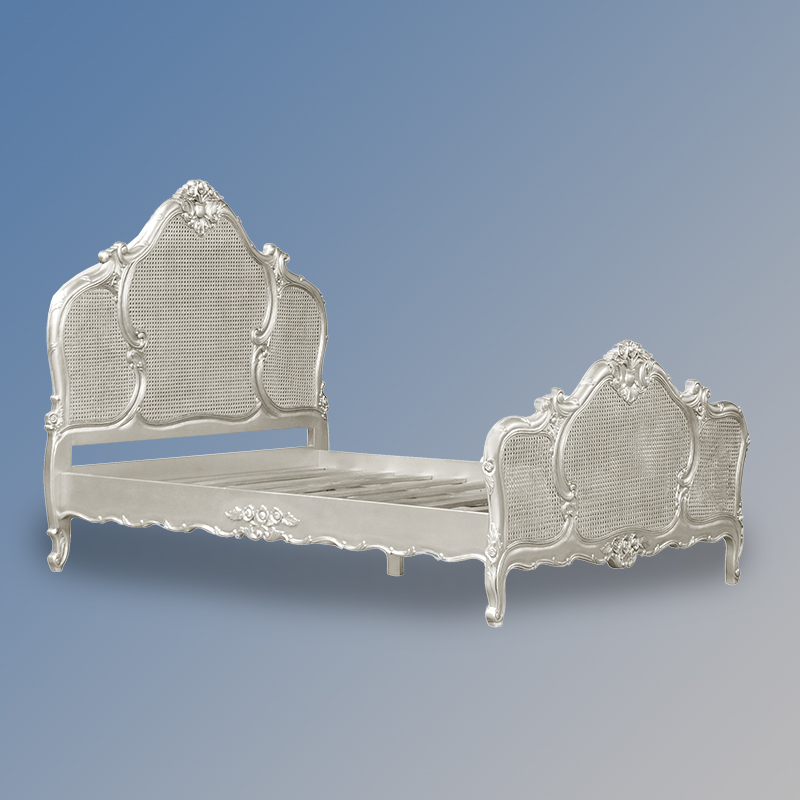 Louis XV Gabrielle Rattan Sleigh Bed in Silver Leaf - Image 3